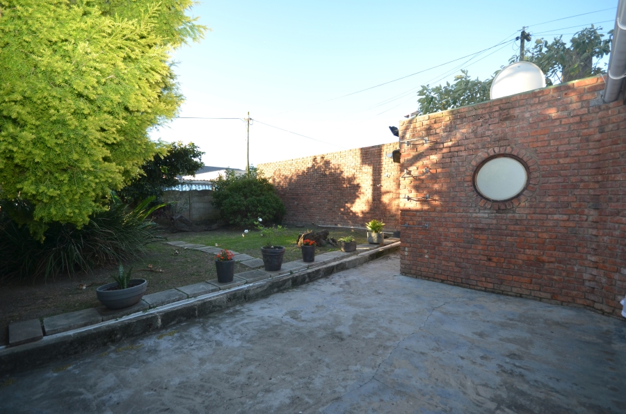 4 Bedroom Property for Sale in Cambridge Eastern Cape